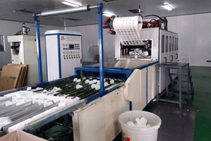 液壓成型機(jī)